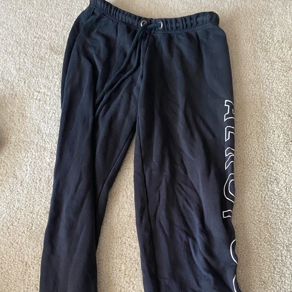 black aero sweats